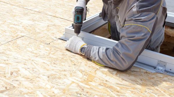 Seasonal Considerations for Roof Replacement: Timing Matters